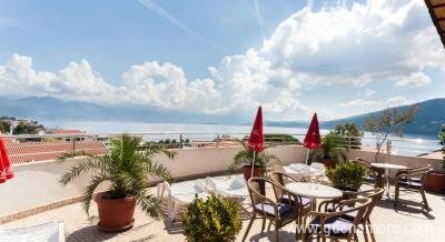 Apartmani Villa MIlica, alloggi privati a Djenović, Montenegro